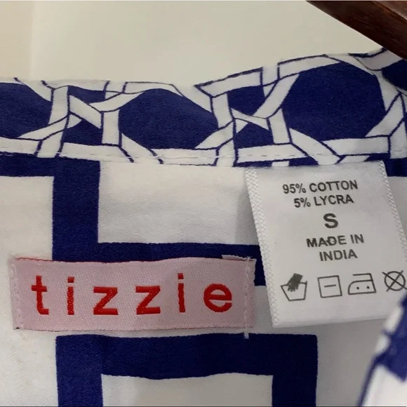 Tizzie Geometrical Print Button Down Top - Picture 8 of 10